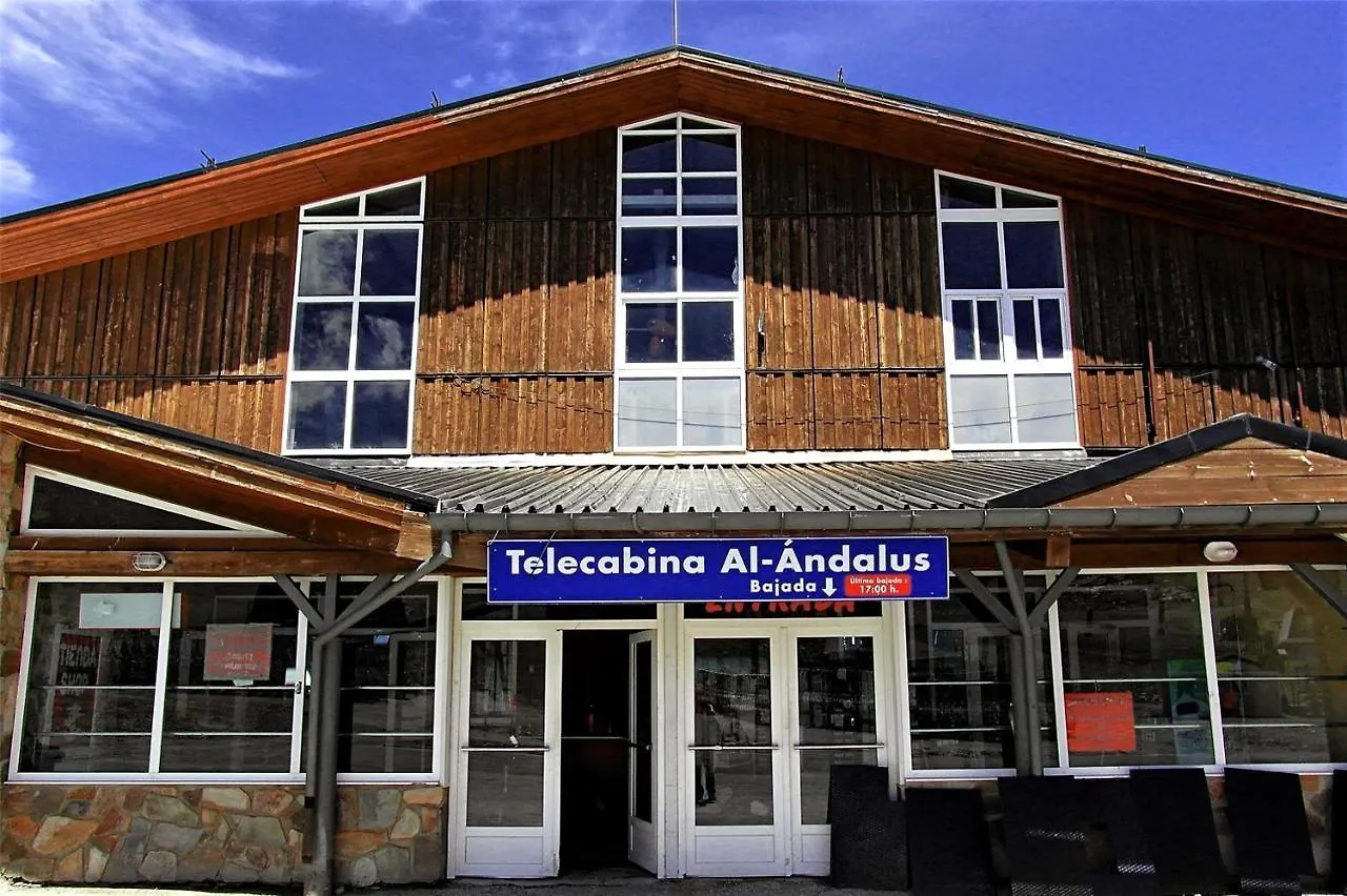 TODOSIERRANEVADA ZONA BAJA - EDIFICIO ALHAMBRA - Junto a los Telecabinas Sierra Nevada